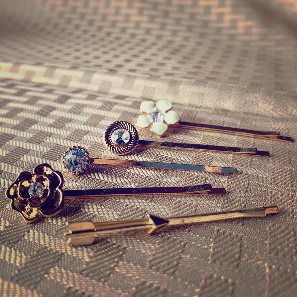 Golden Colored Hair Pin Collection